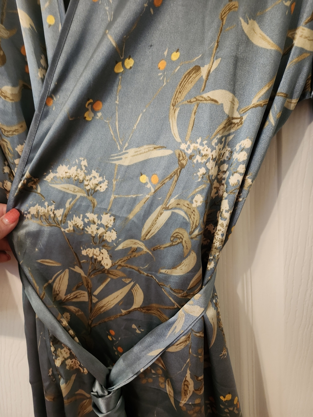 Satin-Feel Floral Robe - Picture 4 of 6